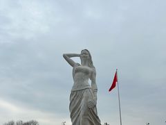 -李自健美术馆