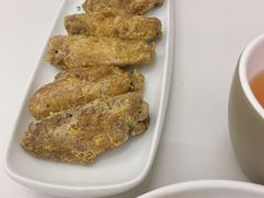 咸蛋黄碰撞鸡翅-手抄板凳江南菜(湖滨商业街店)
