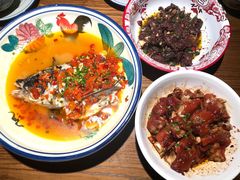 老坛剁椒蒸鲜活鱼头&nbsp;半份-老湘村·湖南土菜(天河维多利店)