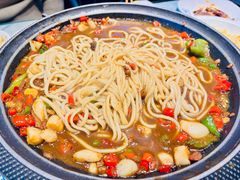 -楼兰古丽·新疆拌面·清真(华阳城店)