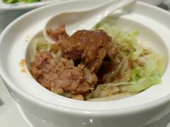 红炖狮子头-西湖春天•老字号杭州菜(百汇店)