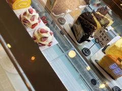 -焙丽拾光(麦凯乐直营店)