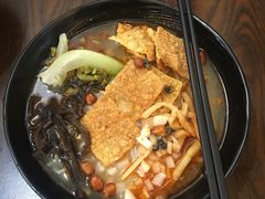 -柳大厨螺蛳粉(人民路总店)