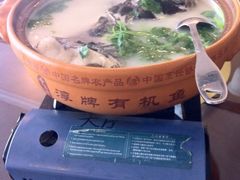888元金牌砂锅鱼头-千岛湖品鱼馆(钓鱼岛店)