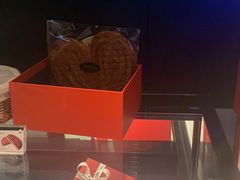 -Salon de The de Joel Robuchon(外滩18号店)