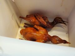 招牌烤乳鸽-石岐佬中山菜馆(张溪店)