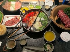 -三出山火锅(南京万象天地店)