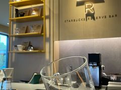 -星巴克臻选(金桥国际店)