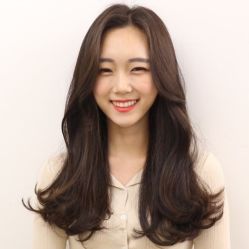 -AYO SALON