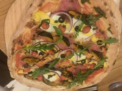 圣诞树披萨-城市大道红炉披萨烘焙坊