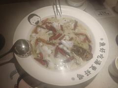-江渔儿酸菜鱼·拔草餐厅(虎门君乐汇店)