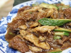 面筋炒肉-石头门坎