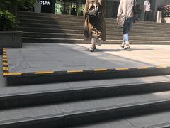-弄堂里(阿里西溪A区店)
