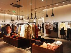 -URBAN REVIVO(西安Momopark店)
