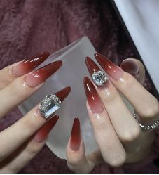 -悦指间美甲美睫