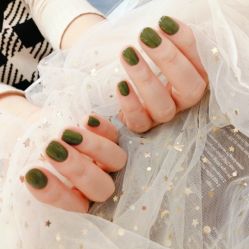 -蜜丝卡伦美甲美睫半永久