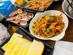 面包片-韩风烤牛肉冷面店