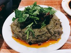 麻豆腐-宝瑞门钉肉饼店