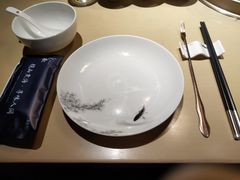 -余欢领鲜火锅(新街口店)