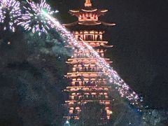 -天门沟九州驿站树上汤泉