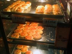 -香港元朗荣华月饼(十八甫路店)