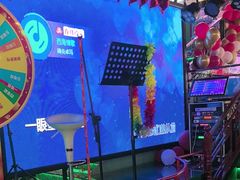 -路边边地标烧烤·川菜·小龙虾·音乐酒馆(良乡长虹店)