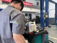 -畅通航行汽车钣金喷漆 无痕修复·局部喷漆