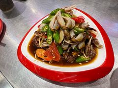 -古彭7只羊·鲜羊肉串·龙虾烧烤(玄武墨香路店)