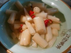 -江边城外烤全鱼(世茂广场店)