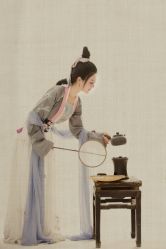 -九月鹰飞汉服摄影工作室