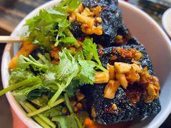 黑色经典臭豆腐-黑色经典臭豆腐·湖南特产(坡子街店)