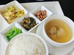 -江畔餐厅·厦门海港英迪格酒店(中山路店)