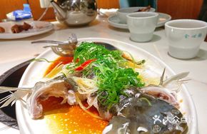 Steamed Yellow Catfish with Mountain Spring Water
