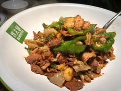 -费大厨辣椒炒肉(万家丽一店)