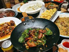 -那家老院子东北菜·饺子·小鸡炖蘑菇(艳华街店)