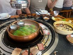 -阿山卓·野生菌火锅·纳西火塘烤肉