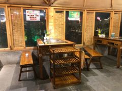 大堂-好汉锅园林秘制老火锅 柴火霸王鸡(金沙店)