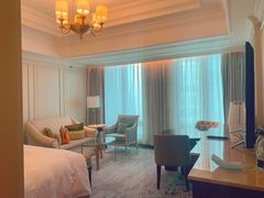 -广州富力丽思卡尔顿酒店