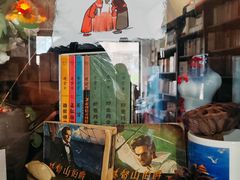 -荒岛书店(黄县路店)