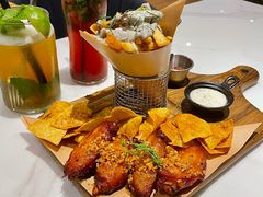 经典鸡翅烤鱼玉米-Mark&Mars Restaurant