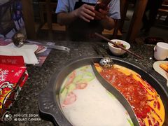 -井格重庆火锅(临平银泰城店)