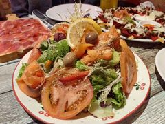 醃三文魚沙拉-TACOS by miumiu(地堡街店)