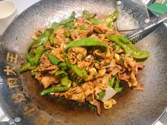 -费大厨辣椒炒肉(高铁吾悦广场店)