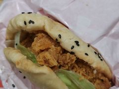 -塔斯汀中国汉堡(横岗志健广场店)