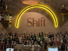 -Shift cocktail bar鸡尾酒吧
