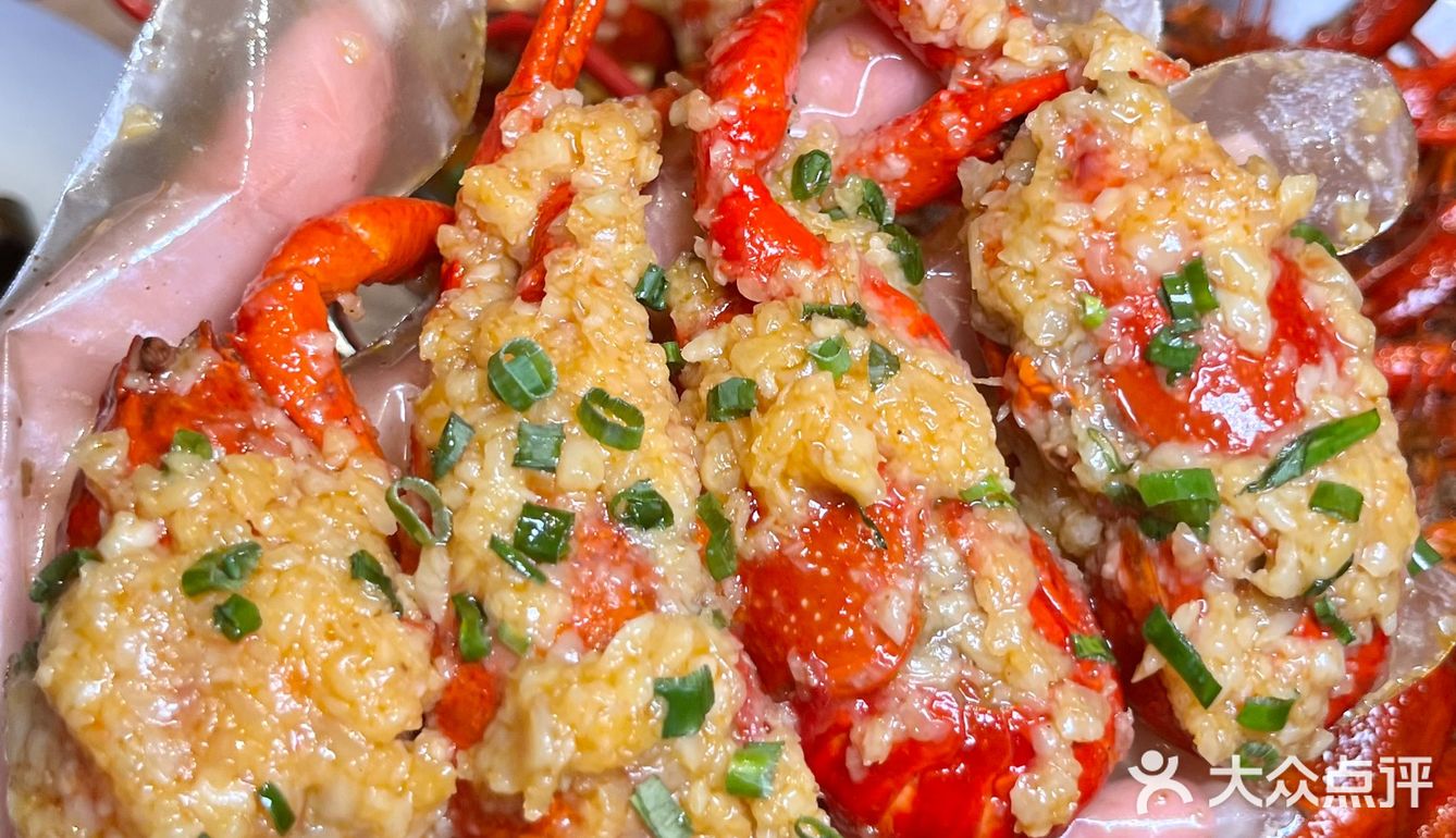 南通人进！龙虾王五个人消费1000+是啥水平