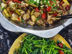 -廖哥泡椒兔(峨眉店)