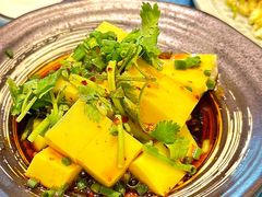 -香巴拉云南餐厅(华莱坞店)