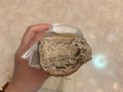 内馅饱满的芋泥-喜茶(中山利和新地店)