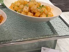 -丽都皇冠假日酒店·Matrix亦餐厅(望京店)